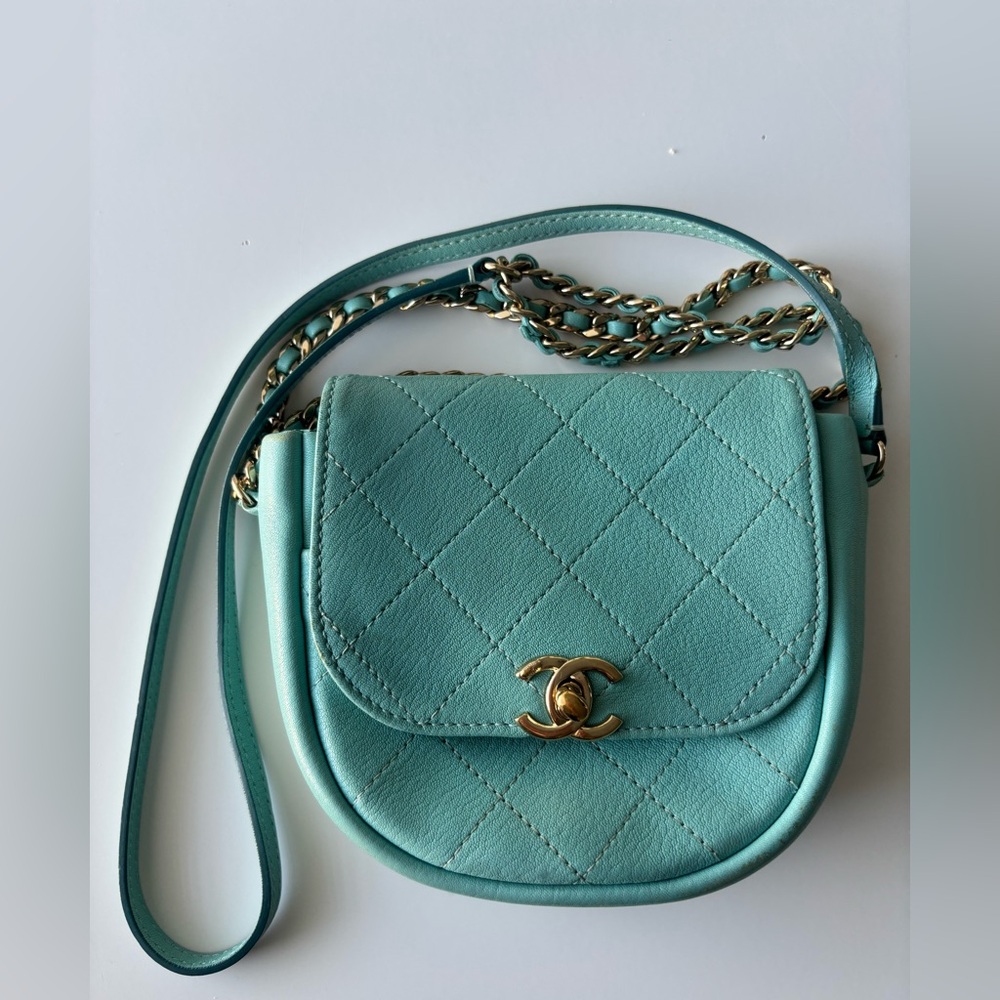 CHANEL Blue Quilted Crossbody Bag with Gold Chain